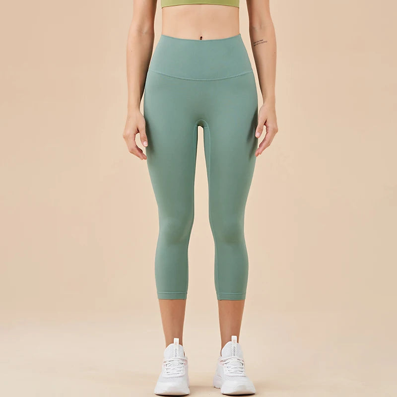 High-Waisted Seamless Capri Leggings