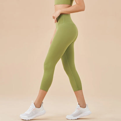 High-Waisted Seamless Capri Leggings