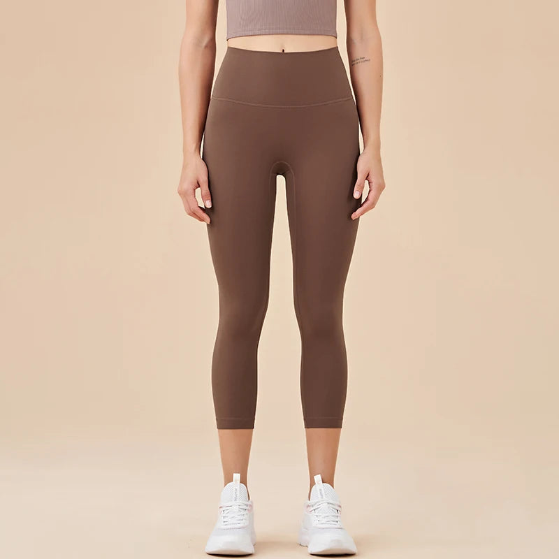 High-Waisted Seamless Capri Leggings