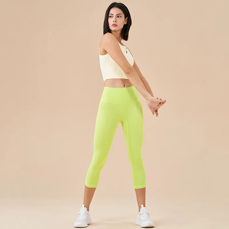 High-Waisted Seamless Capri Leggings