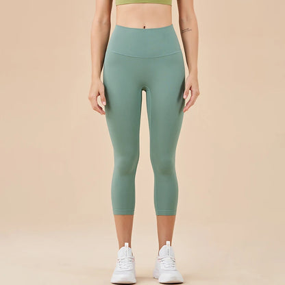 High-Waisted Seamless Capri Leggings